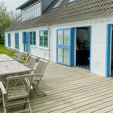 Gard Med Udesauna Og Vildmarksbad Naer Ballen *